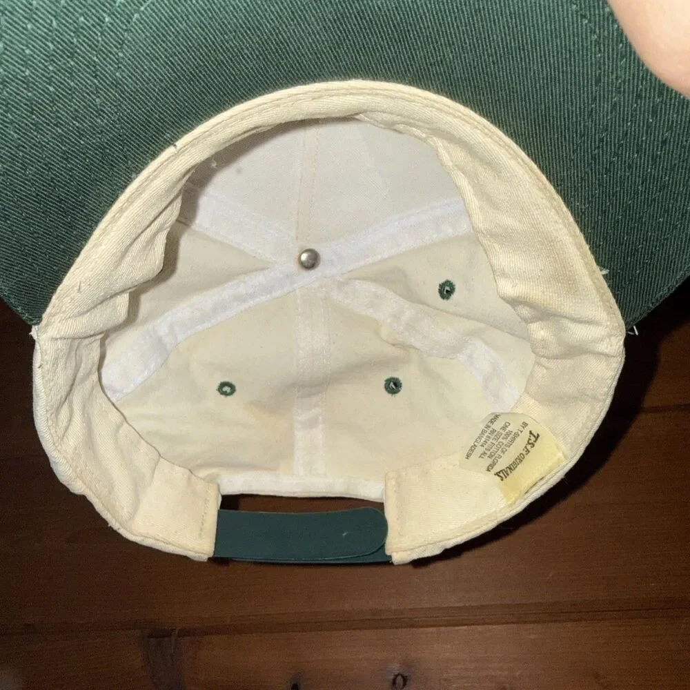 Vintage Wolf Embroidered Snapback Hat Outdoor America Store Wildlife Cap 90s TSF